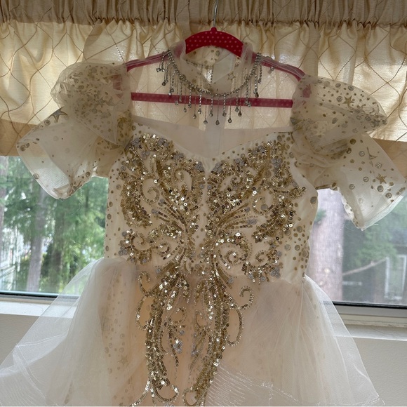 Kids Elegant Cream and Gold Gown with Star Embellishments 8~9T - Picture 3 of 7